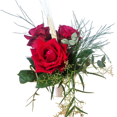 Adicione na sua Cesta Arranjo c/ 3 Rosas Vermelhas